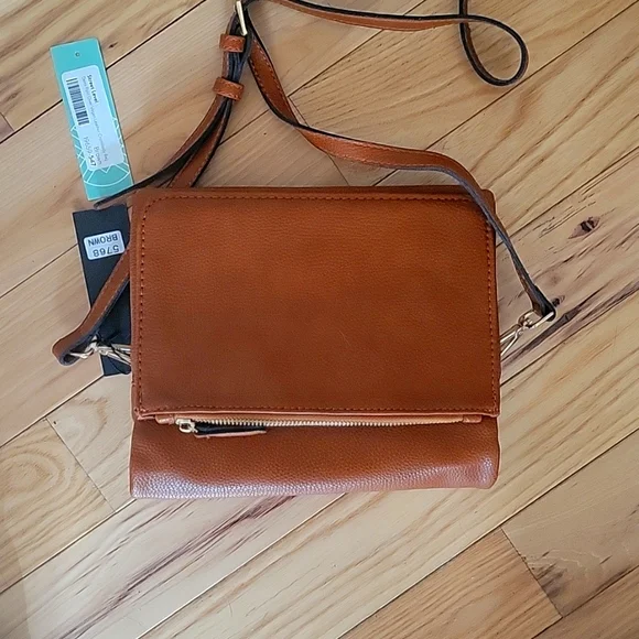 NWT Street Level Demi Fold Over Vegan Leather Crossbody Bag Tan - Picture 5 of 6